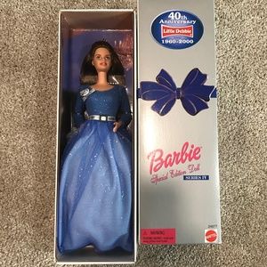 🔴NIB! 40th Anniversary Little Debbie Special Edition Barbie Doll